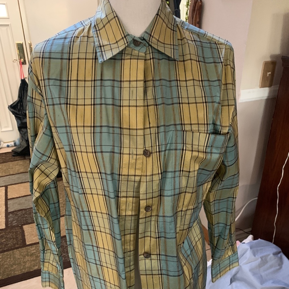Ellen Tracy button down